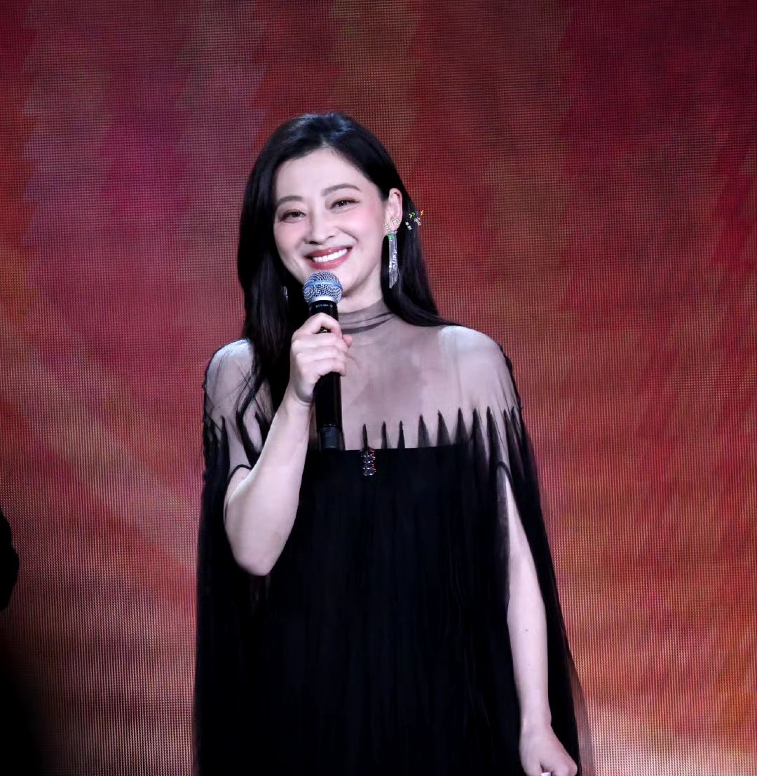 2026电视剧盛典赢家：于和伟封神，郭京飞正名，杨幂转型最狠