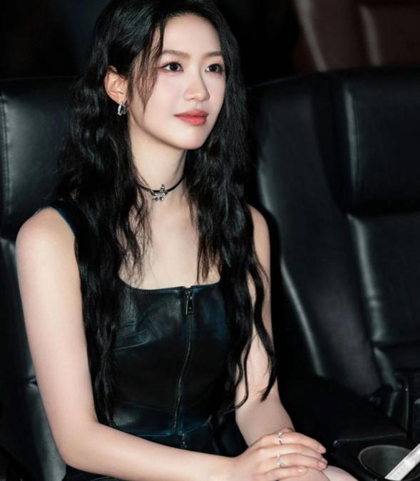 口碑暴涨刚1个月，向涵之传黑料，与吴磊恋情传闻3年前真相大白