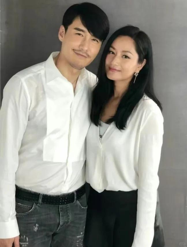 胡兵没想到，55岁“打光棍”的真相被瞿颖爆了出来，简直一针见血