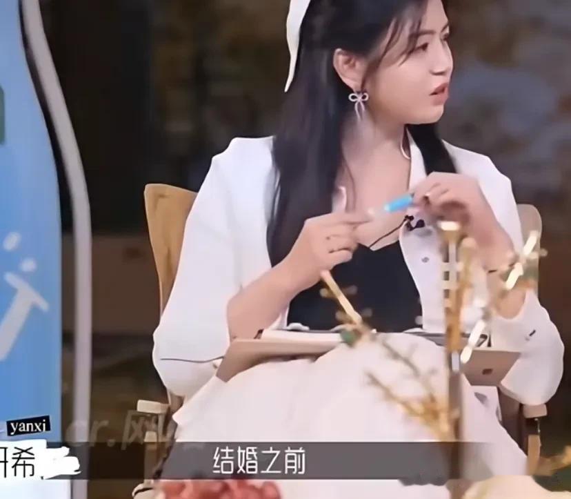 陈妍希现身刘雨昕演唱会，在圈内人缘超好，离开陈晓后更闪闪发光