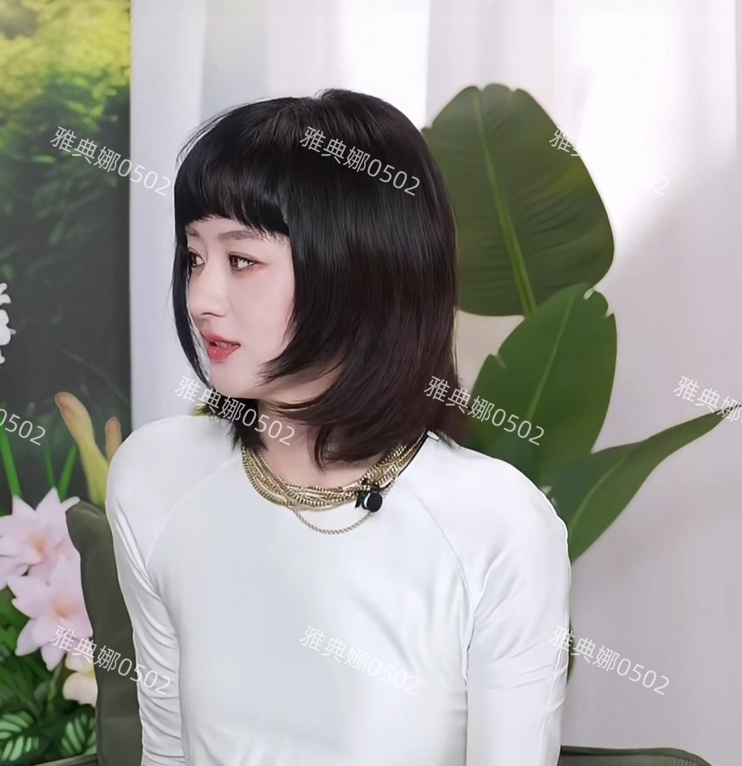 赵丽颖这个发型是假发吗？虽然甜美减龄，但却显得脸很圆五官很钝