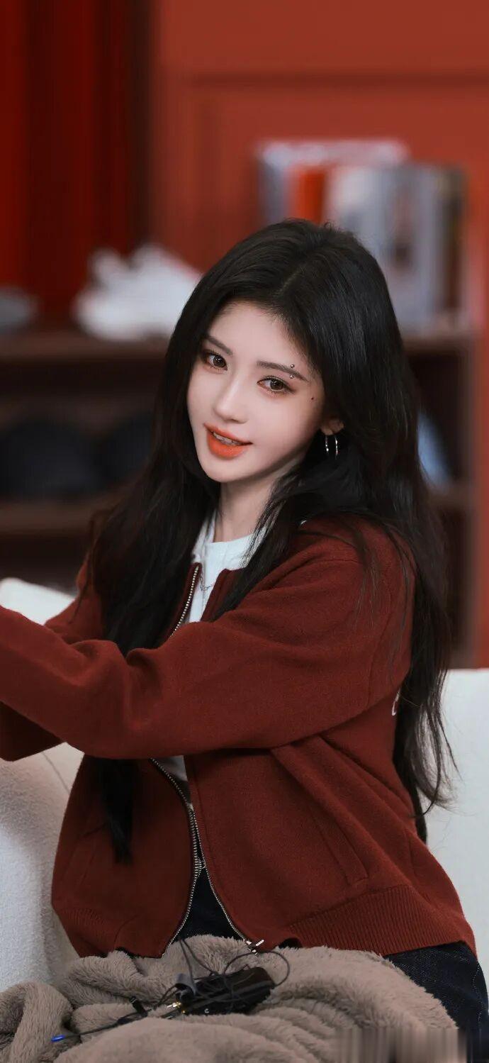 鞠婧祎壁纸分享