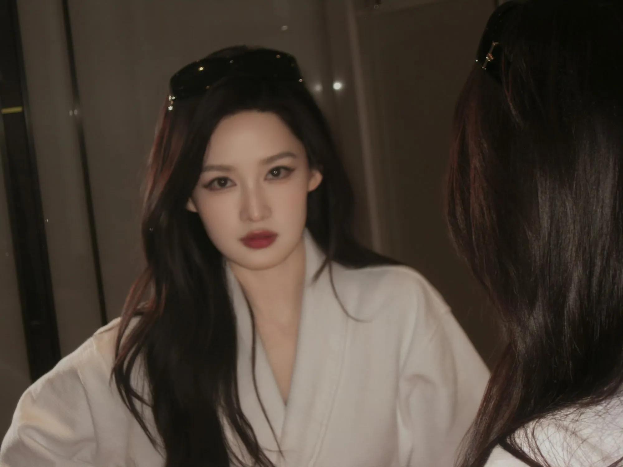 李沁睡衣写真美图