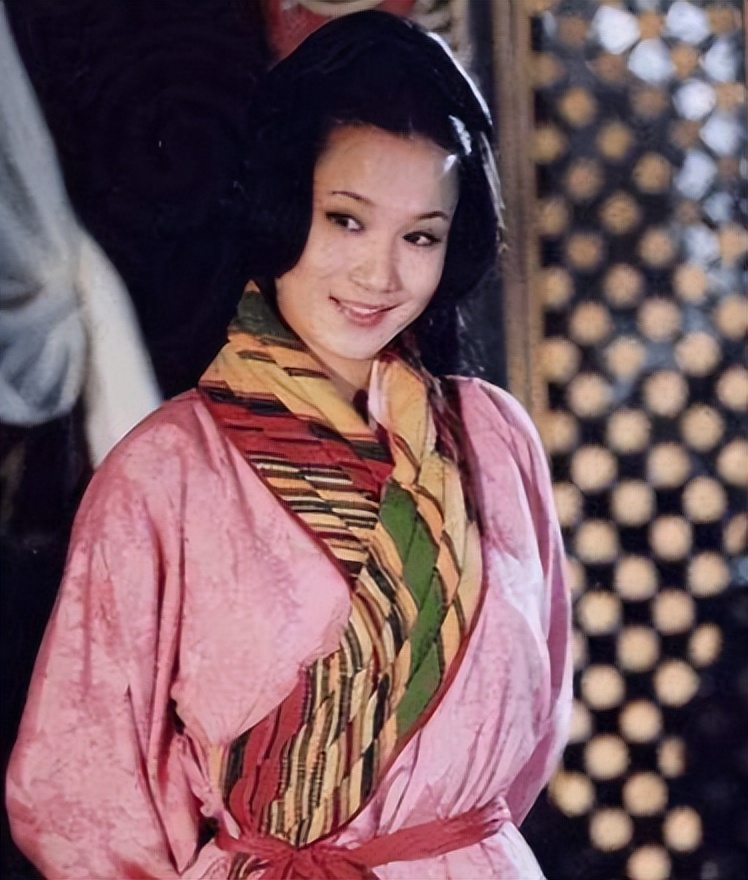 风水轮流转，12年前被侯勇抛弃的糟糠之妻，如今他已高攀不起