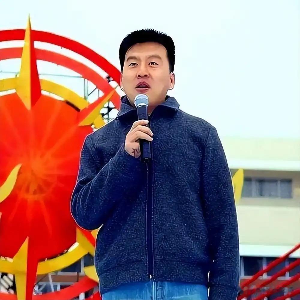 老婆跑了、儿子丢了、工作没了，主持人张泽群身上的谣言太荒唐