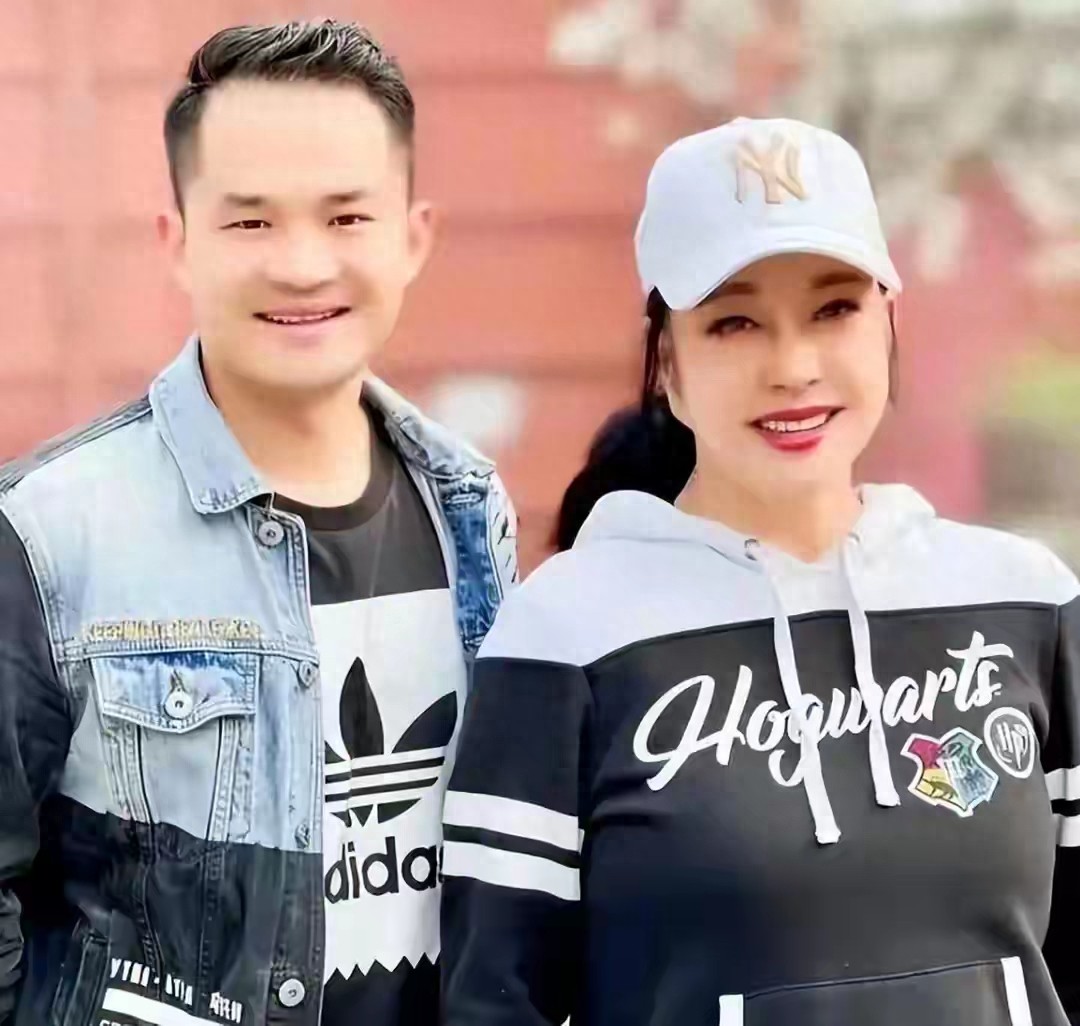 曾与大38岁刘晓庆同居6年,如今38岁穷到交不起租,相亲遭拒崩溃