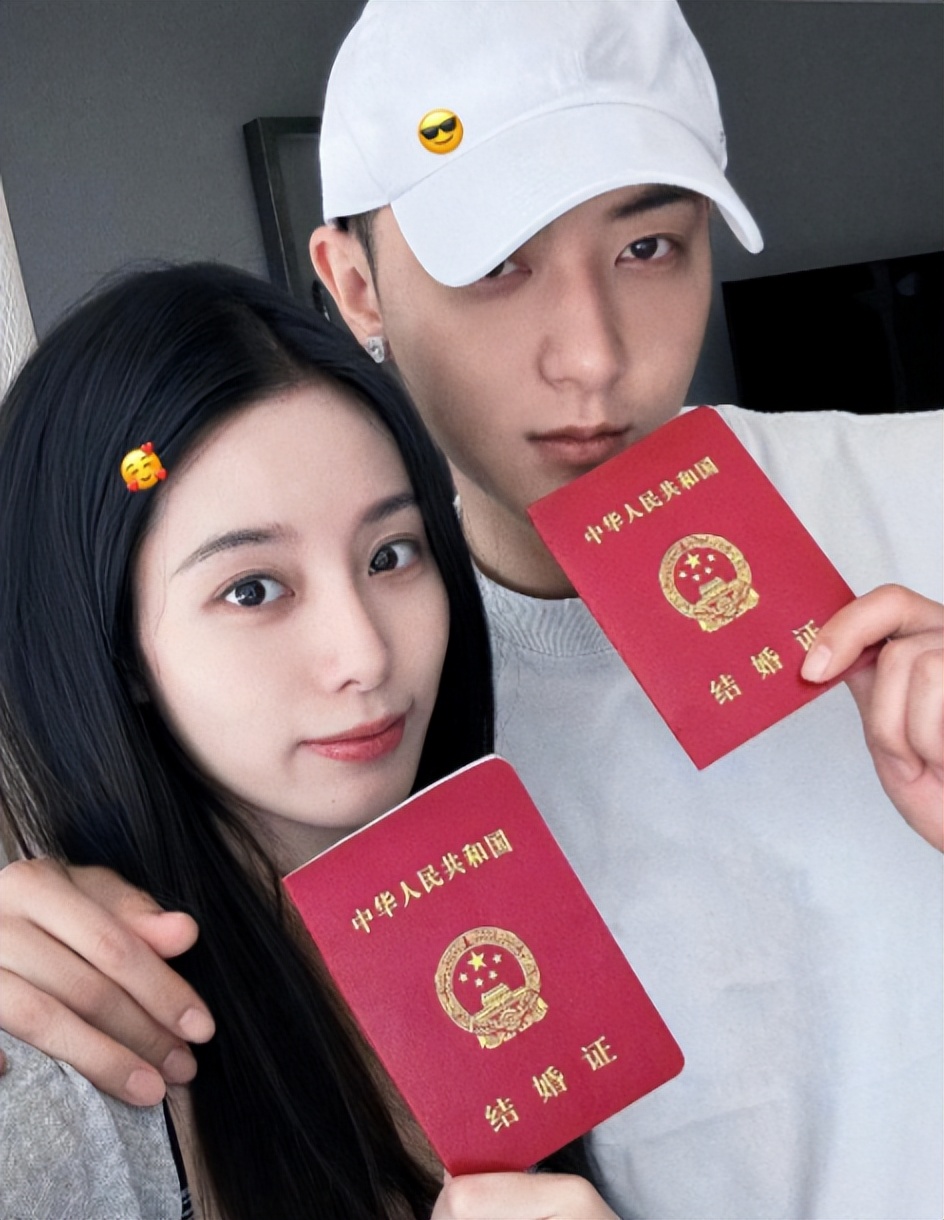 亲手送吴亦凡进监狱5年后，法院出手，都美竹迎噩耗，饭碗恐不保