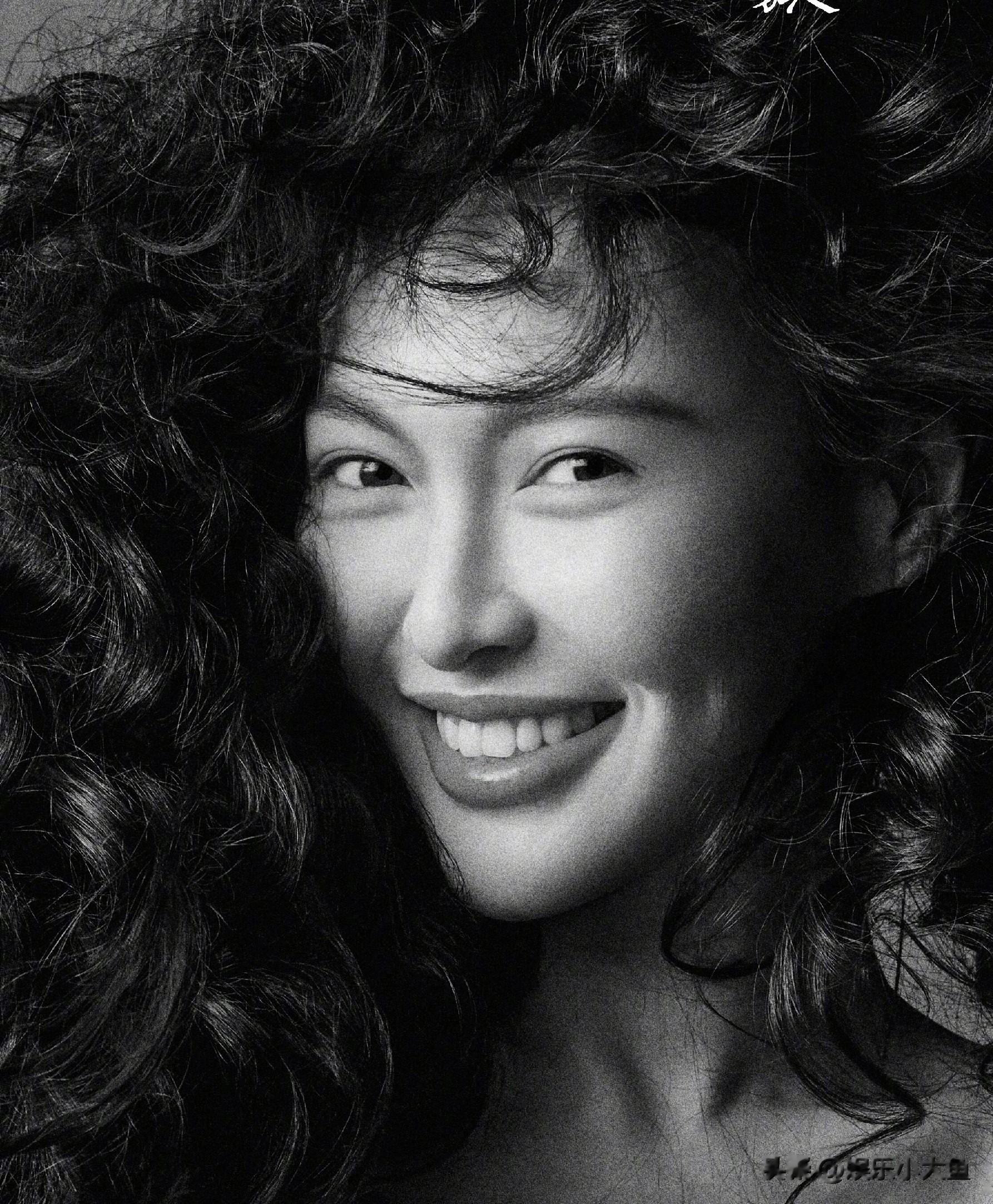 唐嫣登封嘉人杂志三月号开季封面，每一帧都是女王气场，太美了