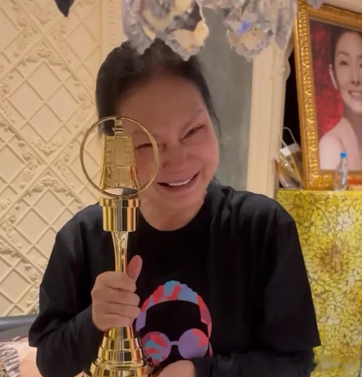 大S离世一周年将至，子女首次回京过年，11岁小玥儿身高近一米七