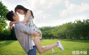 女友误会我害死他弟，任由竹马羞辱我，我离开后她悔疯了