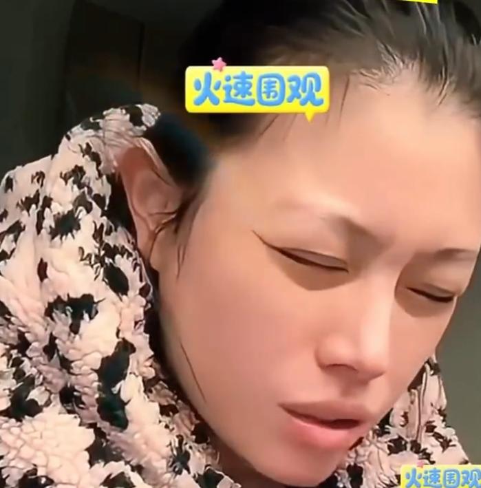 上梁不正下梁歪？小苹果还是走上母亲葛荟婕的老路，汪峰有苦难言