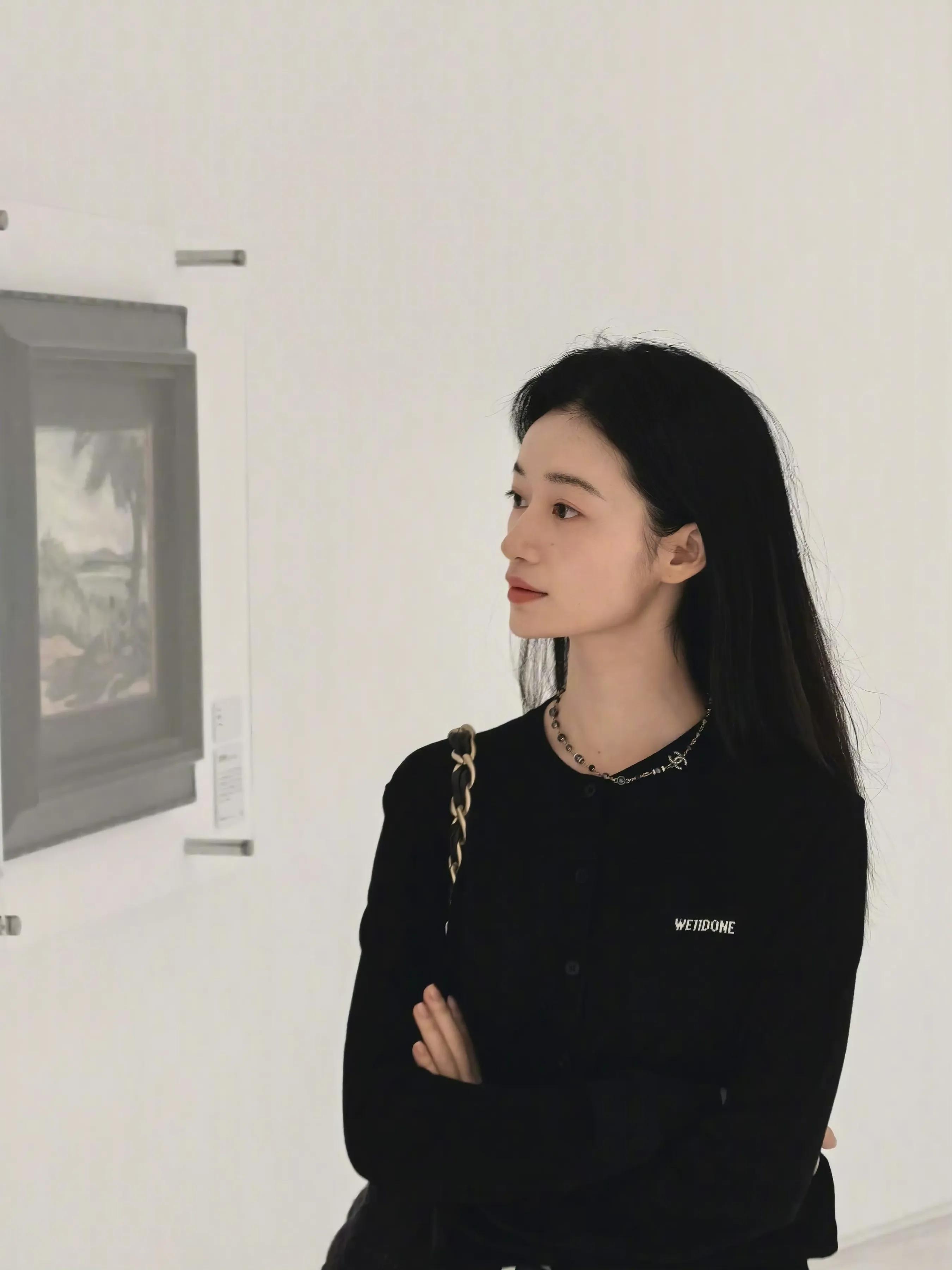 郭晓婷,书卷气。
