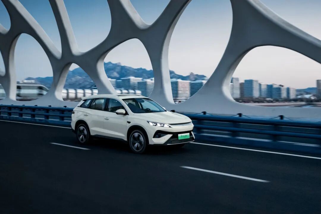 2026款宋Pro DM-i 220km纯电续航无需妥协，纵享“宋”驰人生！