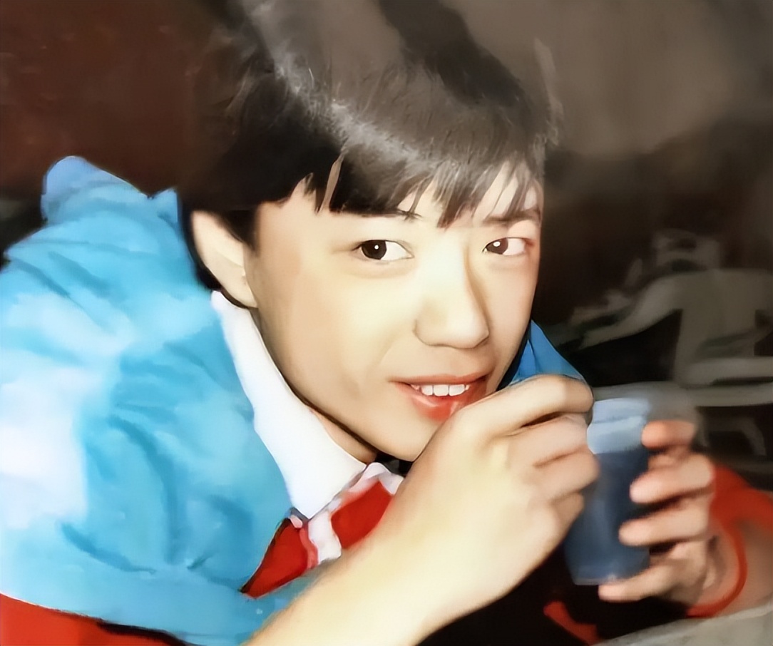 追了9年才娶了妻，因为妻子怕疼他做了12年丁克，余生只想宠着她