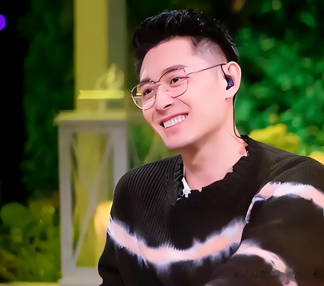 谁才是赢家？张嘉倪离婚后事业再起，买超却被嘲讽成渣男