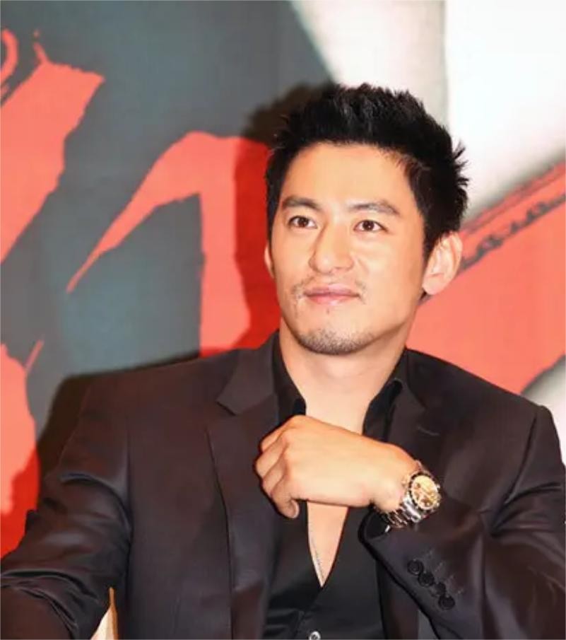 朱镇模自曝渴望复出却接不到戏，开玩笑自嘲：只能靠老婆养活