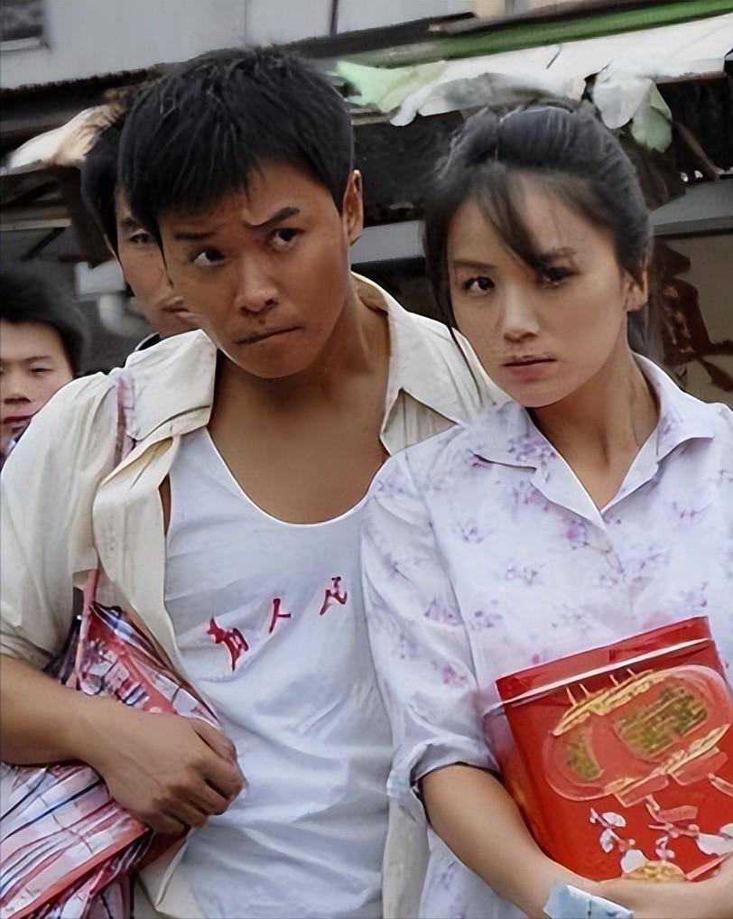 离开陈思诚后,她闪婚外国富豪7个月就离婚,如今单身带娃很潇洒