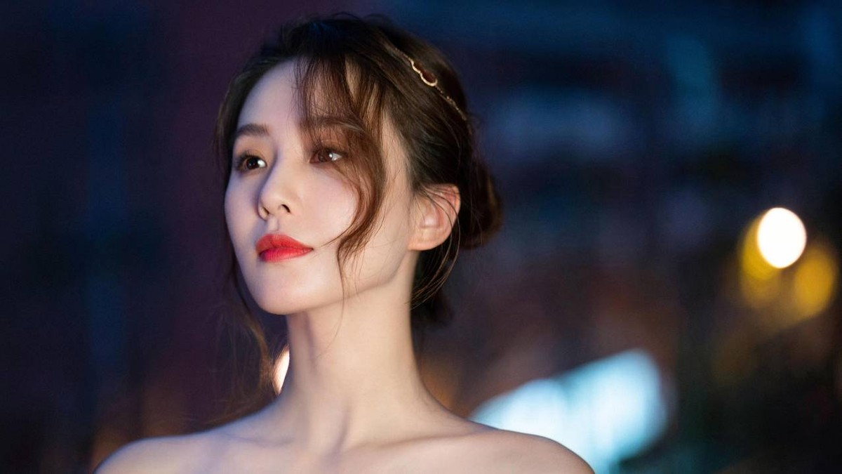 刘诗诗生日杨幂送祝福,十多年姐妹情令人羡慕,吴奇隆缺席遭质疑