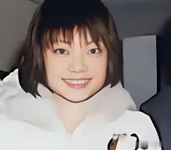 一代女神沦为豪门玩物：结婚8年后牙齿全掉、器官切除、面似骷髅