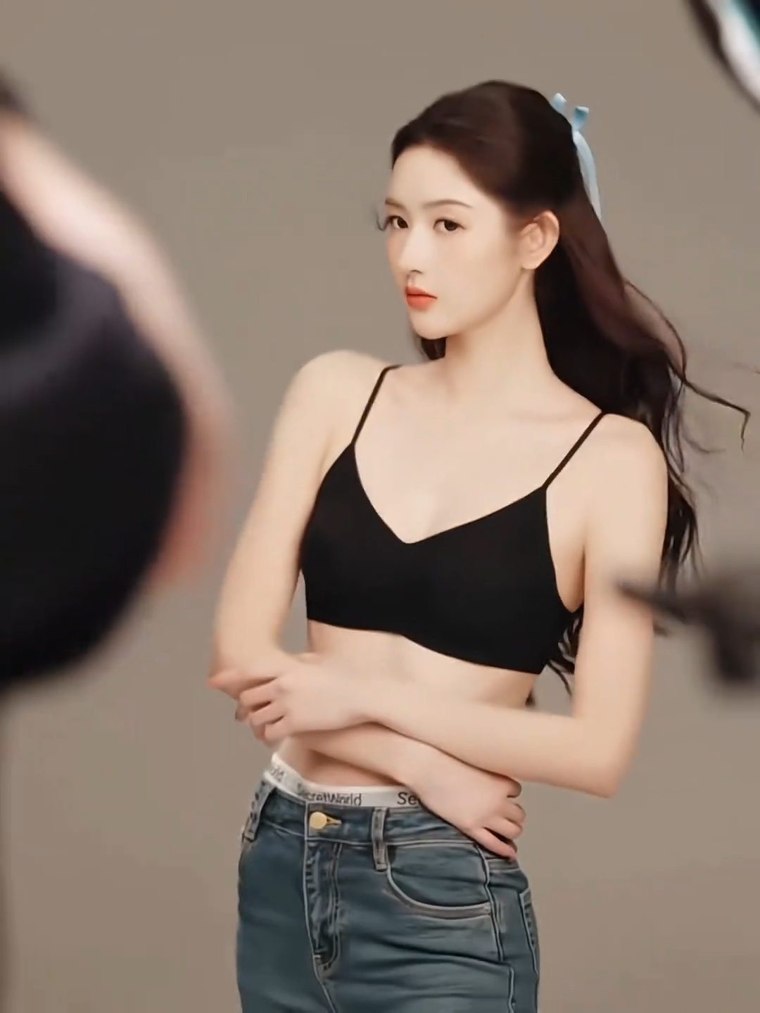 王玉雯黑内衣秀