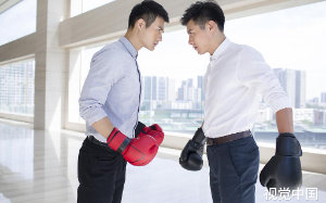 我替飙车撞死人的三弟坐了五年牢，我出狱后全家都慌了