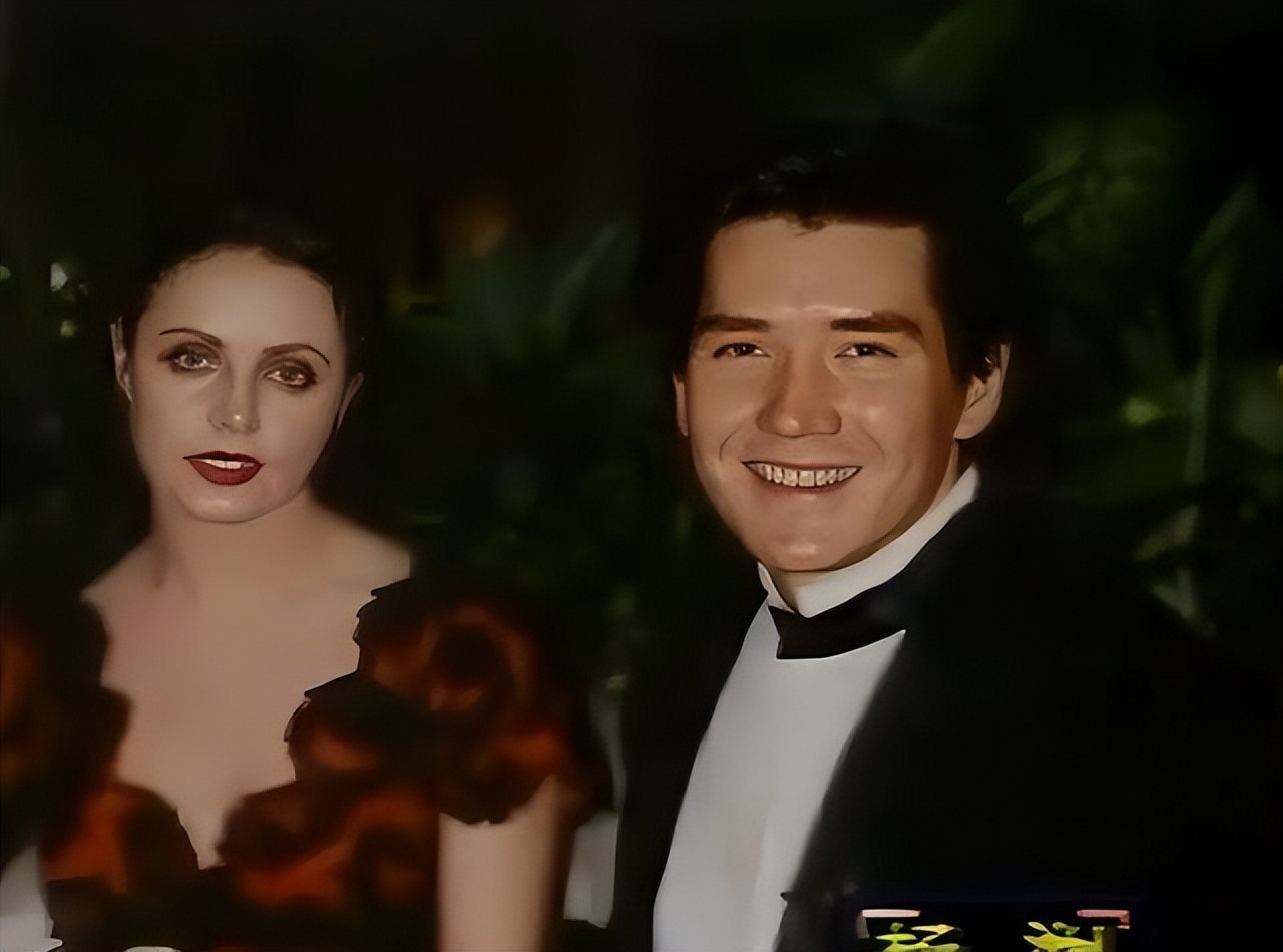 64岁费翔终于还是崩溃了，这次他给所有不婚不育的年轻人提个醒了