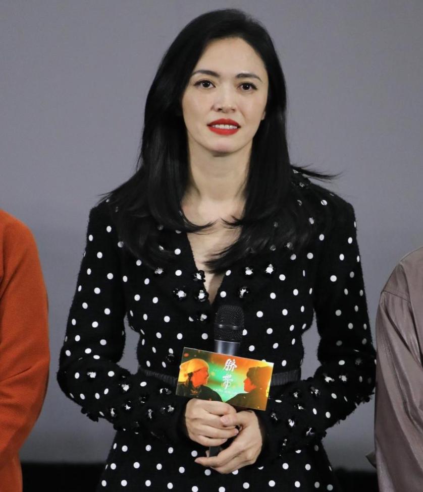 姚晨曹郁官宣离婚，原来两人早已分手多年，为孩子选择秘而不宣！