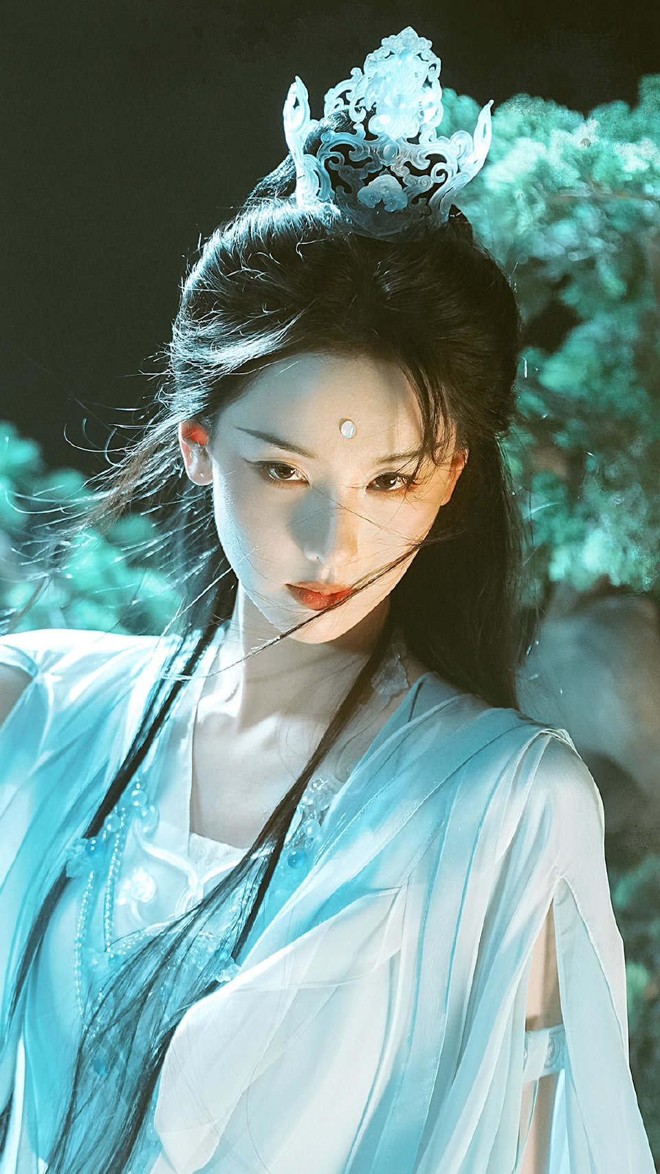 百晓松拍的陈都灵 这组是真神圣