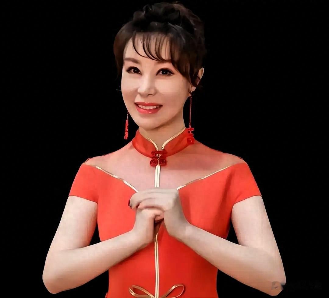 50岁祖海现状：定居北京，未婚未育胖到认不出，年轻时媲美宋祖英