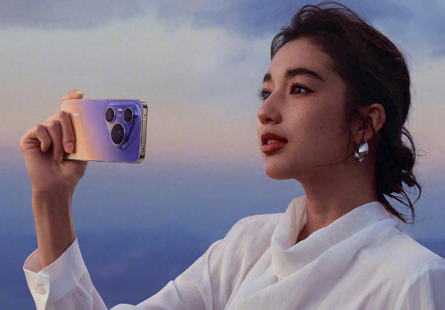 徹底額解決了劃痕？余承東：華為Pura90 Pro Max沒必要貼膜！