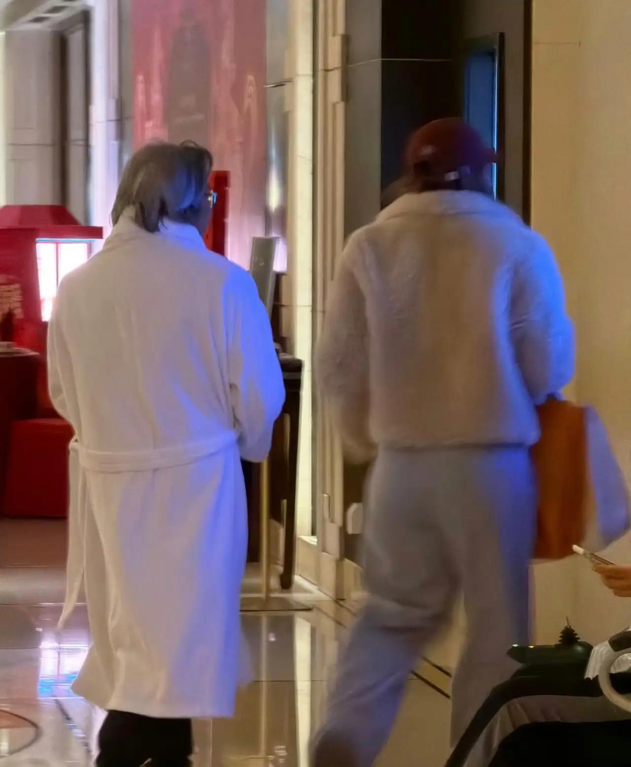 王菲春晚彩排！铁三角合体，造型封神