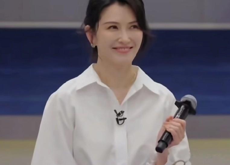 孙怡拆台阚清子、萧蔷大变脸：一场组队把内娱真面目展现淋漓尽致