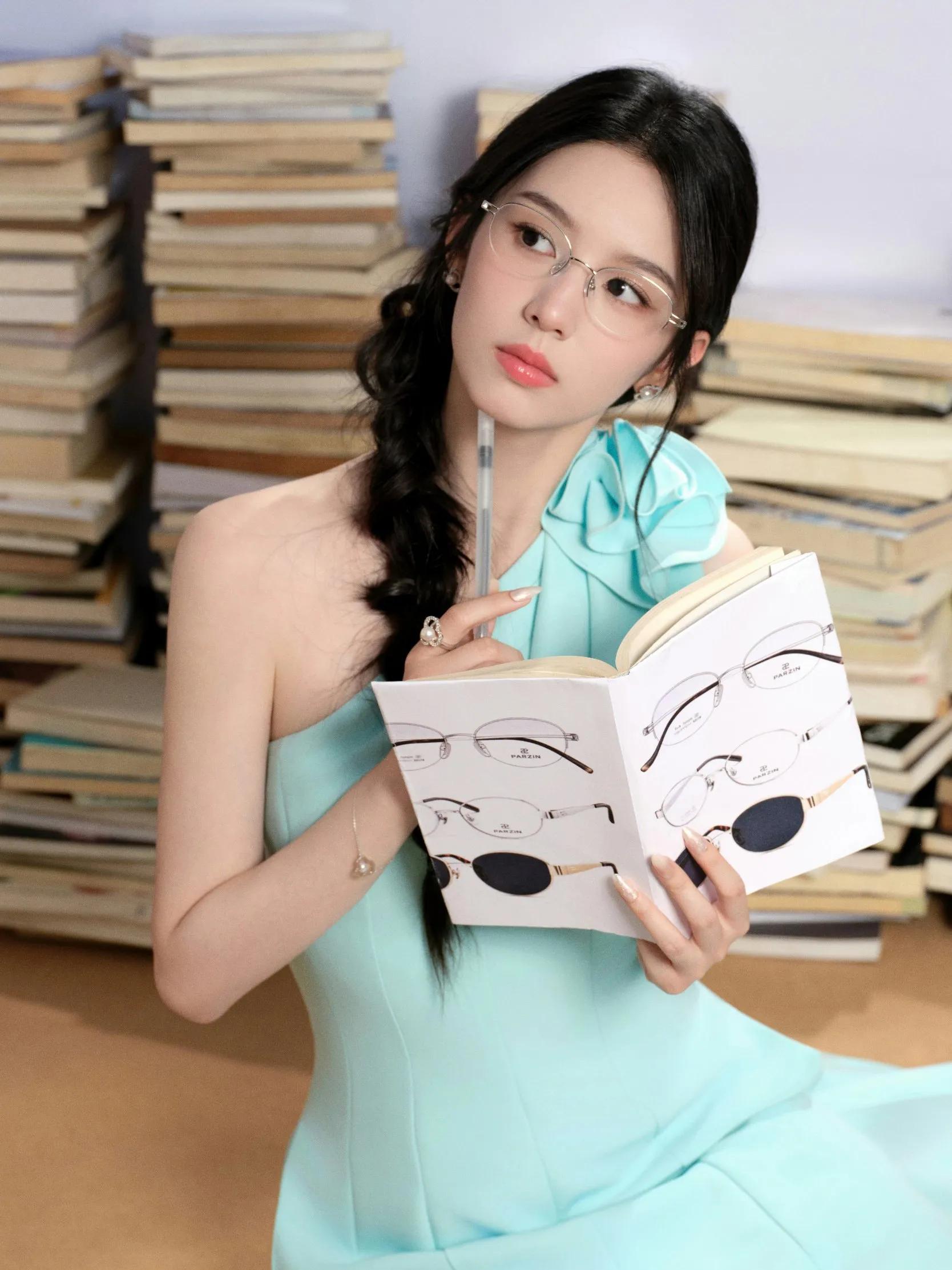 周也写真美图
