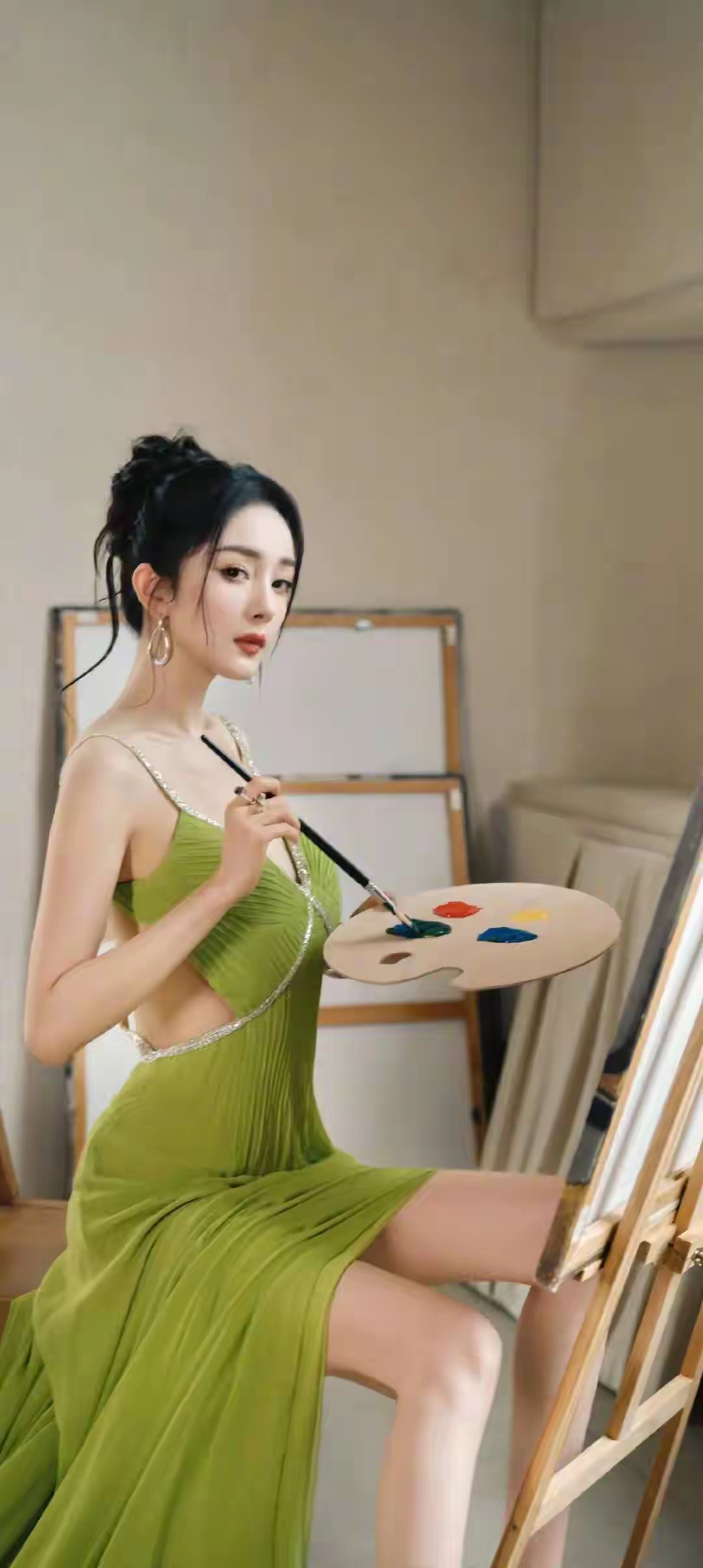 杨幂，凹凸身材，逆天长腿，妥妥的极品！