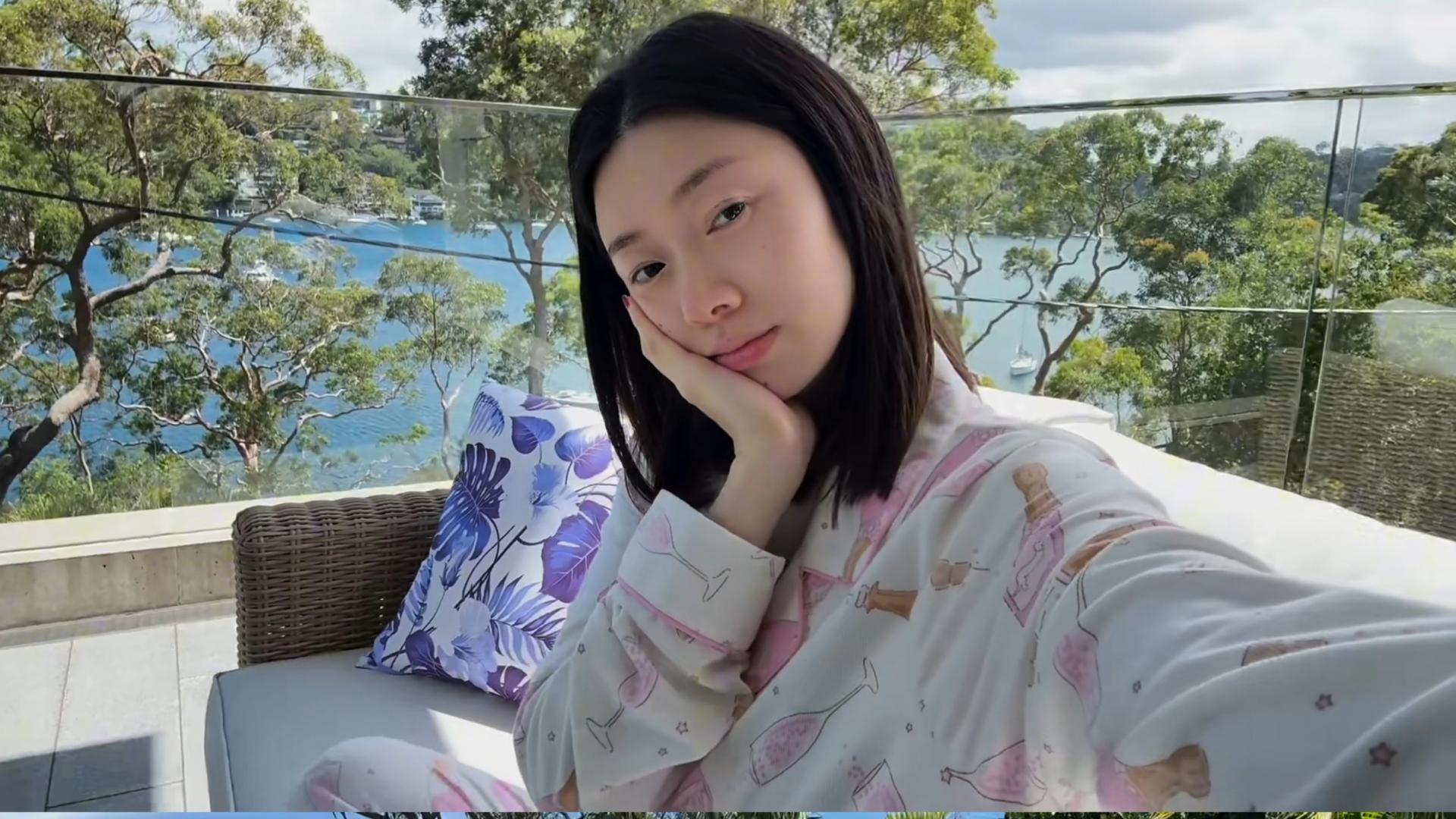 35岁女星曝悉尼养胎！住六千万房，买第二套别墅，不愧是他前女友