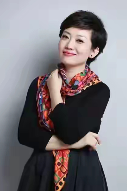 央视知性女主播——王瑞瑞：非科班出身的新闻坚守者！