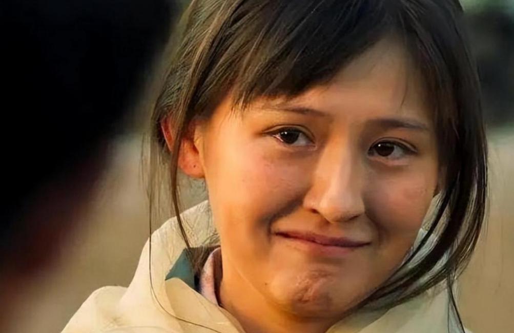 人前光鲜人后心酸!39岁未婚生子的热依扎,从不像表面那样