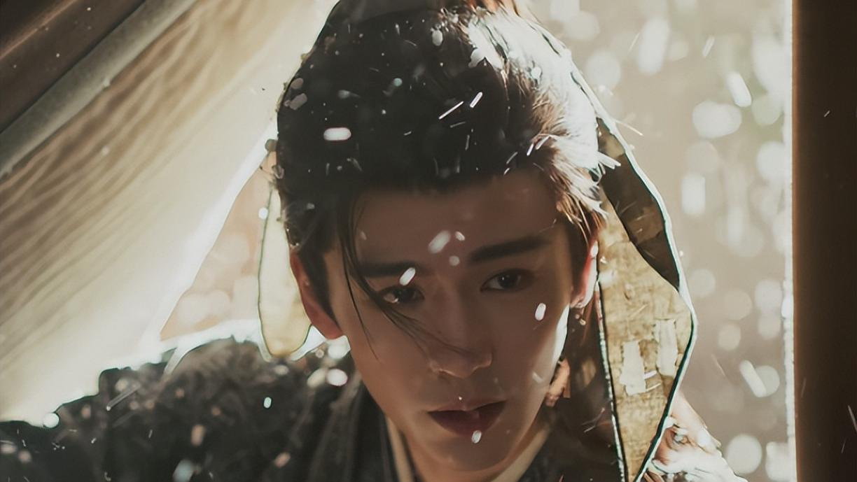 当28岁田曦薇遇上28岁张凌赫，我才终于明白，为何说CP感是门玄学