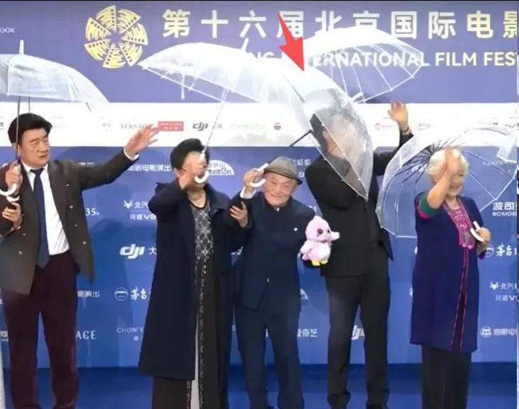 北影这一夜，马思纯自私，周洁琼公主病，刘浩存一个动作口碑暴涨