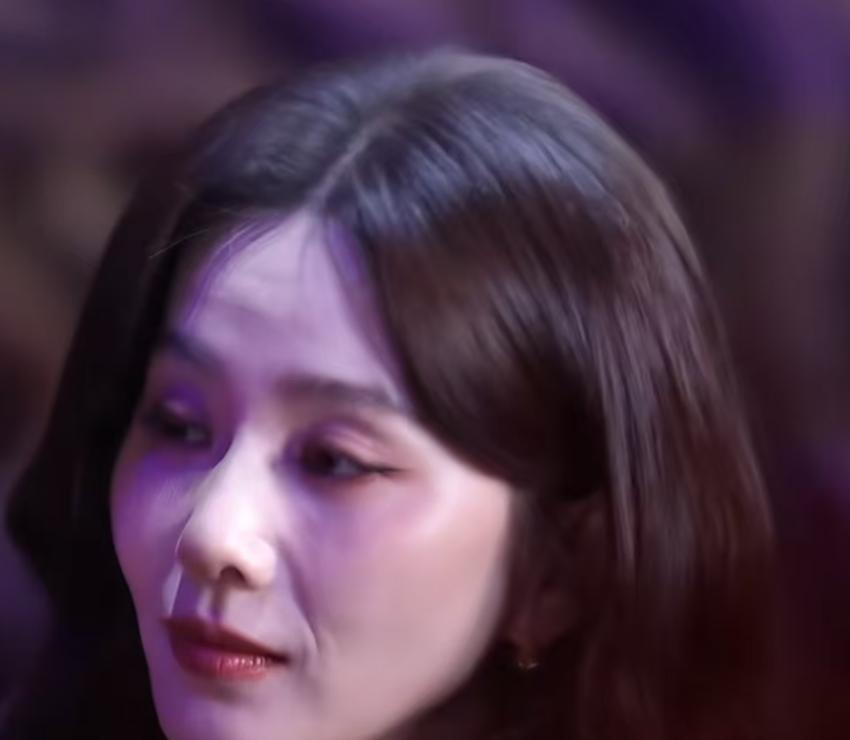杨幂一脸疲惫还演少女？85花状态都堪忧，还是倪妮更清醒！