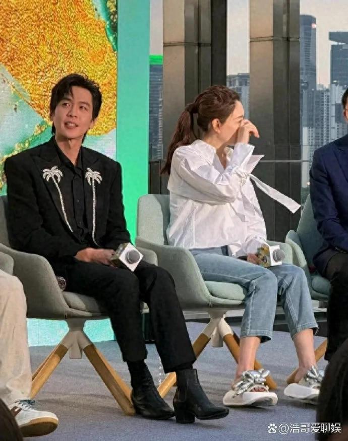 李小冉原生镜头状态太惊艳！妥妥同龄女星天花板
