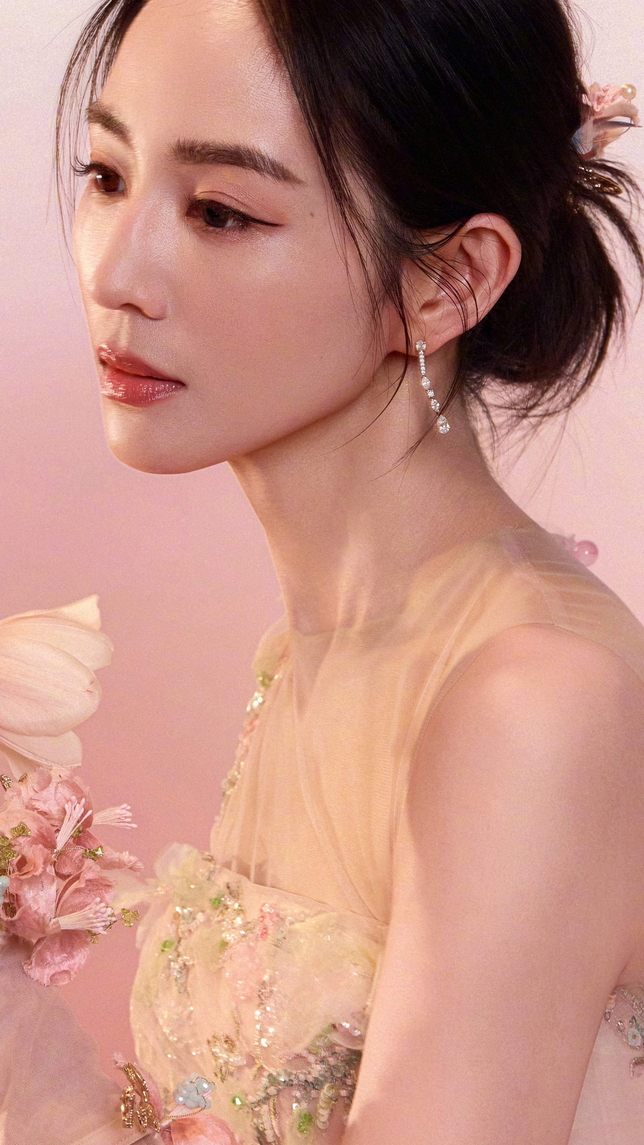 美女壁纸第4636期—张钧甯