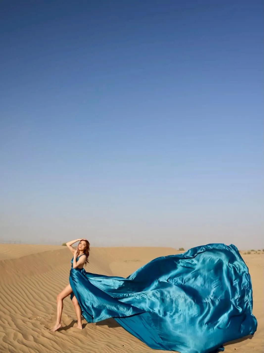 前港姐冠军与老公杜拜旅行晒靓相，25岁大仔国际比赛夺冠再创高峰