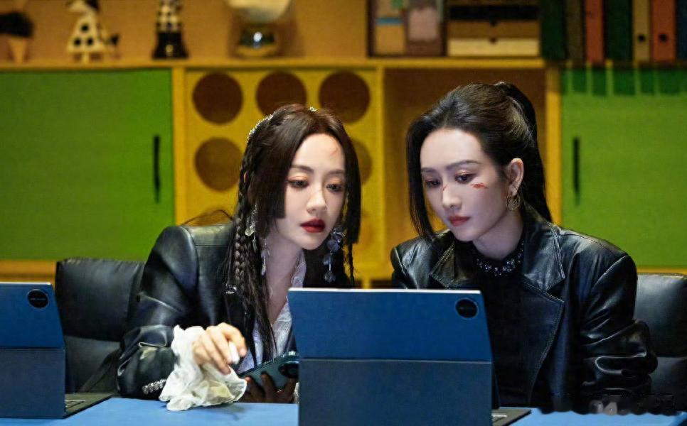 《大侦探》11年首现“双女侦探”！王鸥杨蓉联手破局