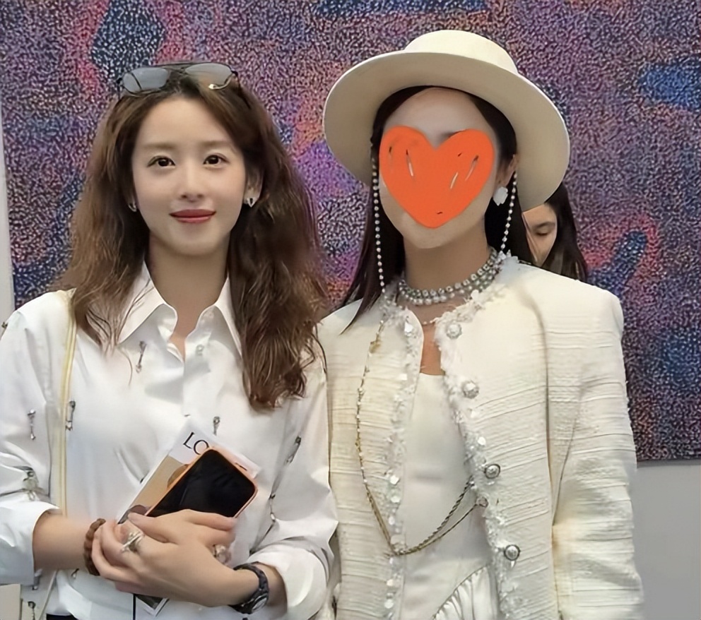 刘强东的老婆章泽天，生了3个娃还能保持这身材，确实厉害