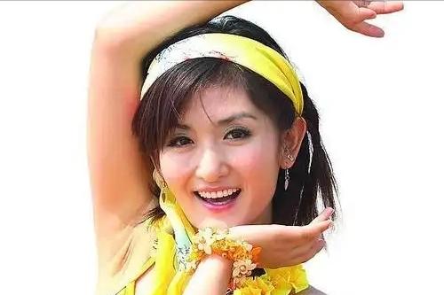 钱赚够了，名声没了，谢娜开演唱会迎来全网骂潮，刘烨当初没说谎