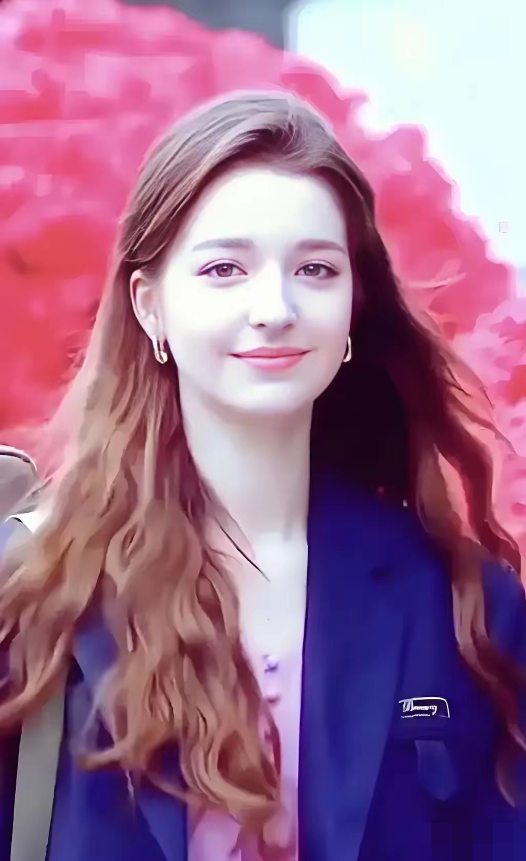 名模安吉丽娜·丹尼洛娃，长得很符合东方审美！让人心动！