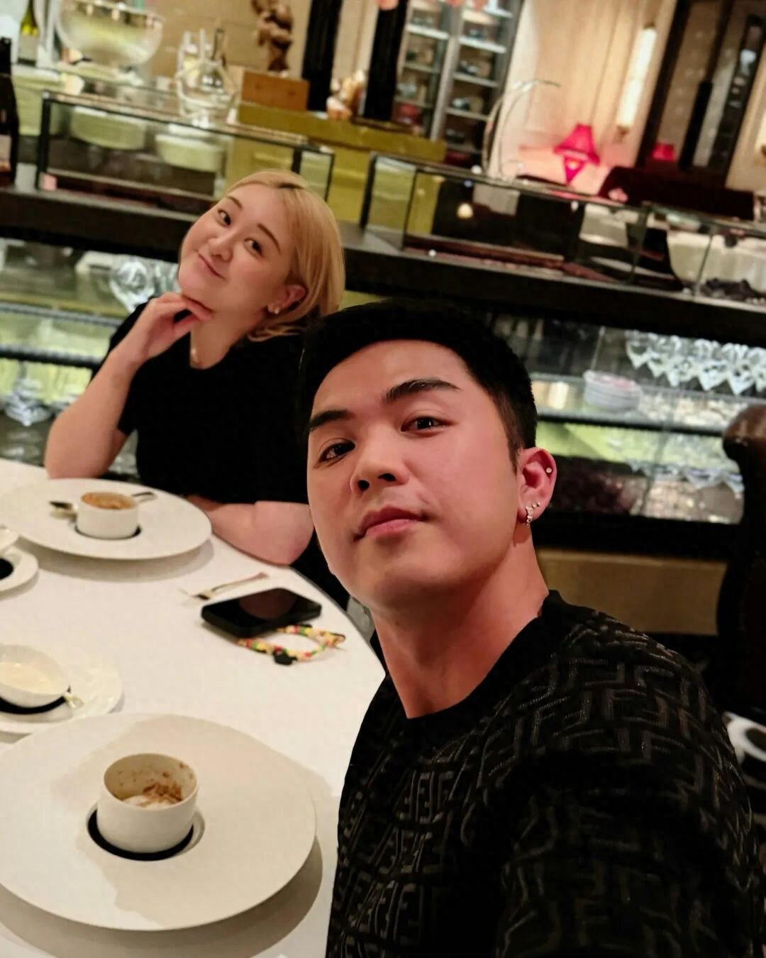 恭喜！TVB男星娶亿万千金4年传喜讯，老婆戒酒安胎宝宝乳名藏玄机
