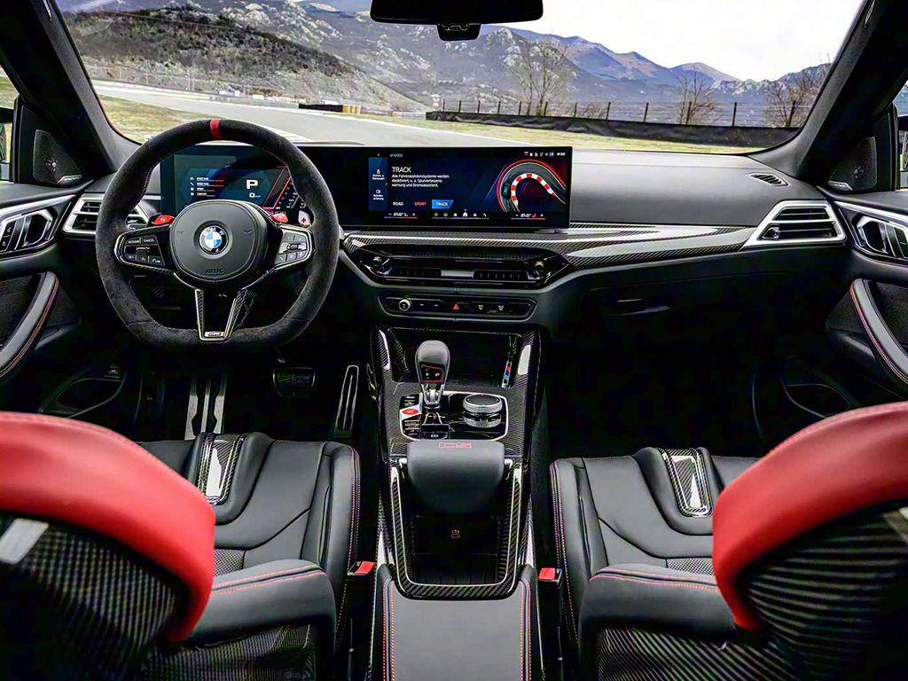 新一代宝马M4渲染图发布!大双肾被取消,外形竟长得像野马?