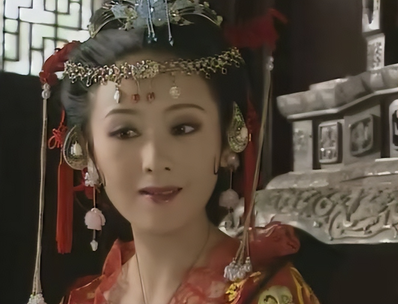 戏里演“渣男”，戏外好男人，婚后的经超把妻子宠成了公主